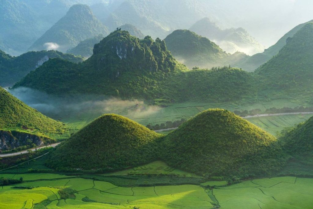 Co Tien Mountain